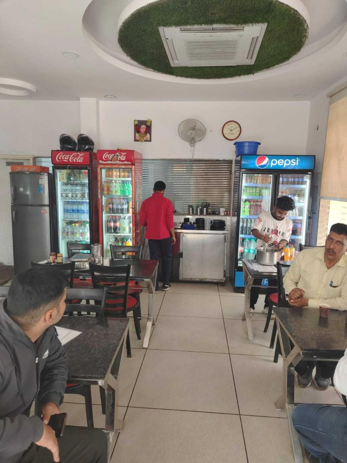 Hotel O Food Plaza Zirakpur Dış mekan fotoğraf